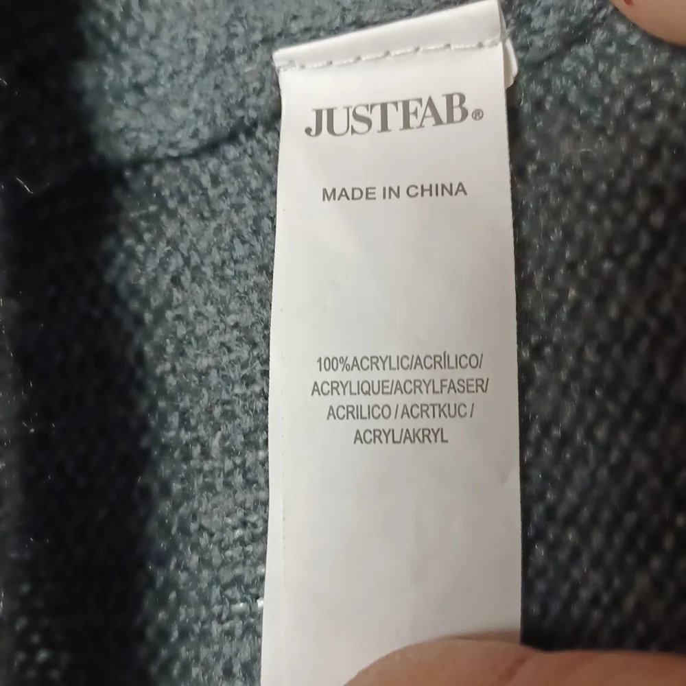 JustFab long sweater Size L gray green 20.5 chest, 34 length gently worn